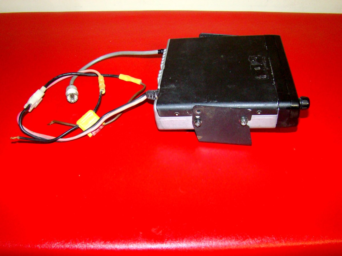 Vertex VX-3000V VHF FM TRANSCEIVER K66VX-3000V Japan Broken Latch