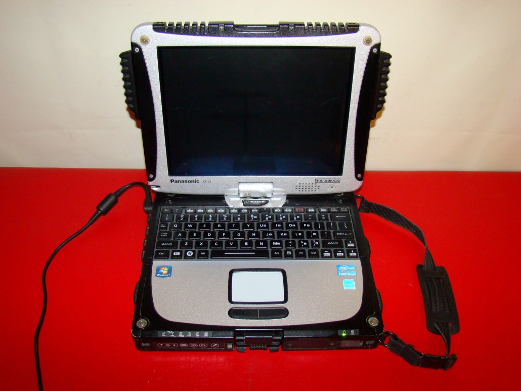 PANASONIC TOUGHBOOK CF-19 MK6 Core i5-3320M 2.60GHz SSD 240GB 8GB
