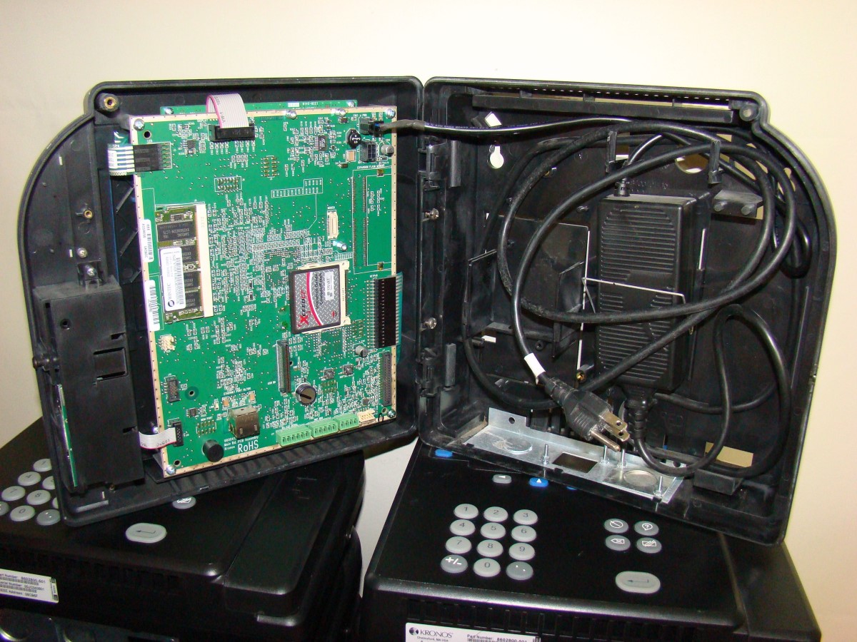 Kronos 8602800501 System 4500 Digital Badge Time Clock With Power