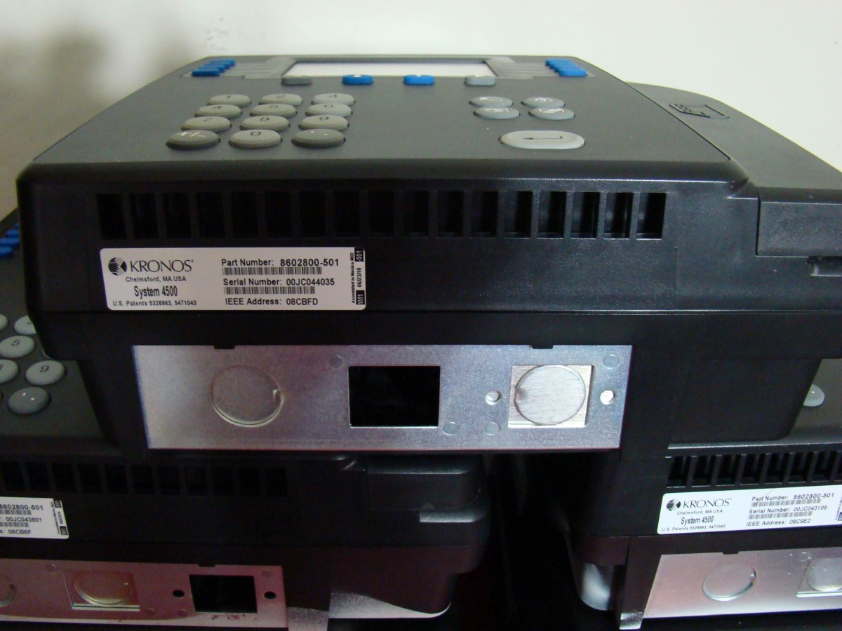 Kronos 8602800501 System 4500 Digital Badge Time Clock With Power