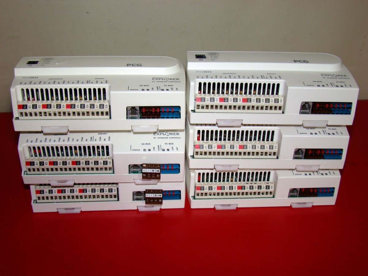 Johnson Controls FXPCG26110 Facility Programmable Controller PCG2611
