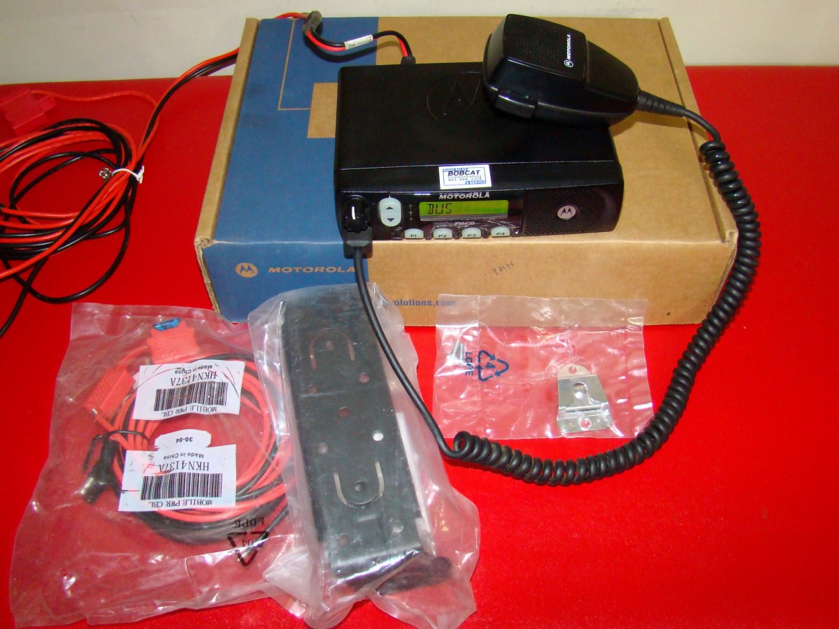 Business & Industrial Motorola CM200 VHF 146174Mhz 4Ch 45W Mobile Radio AAM50KQC9AA1AN