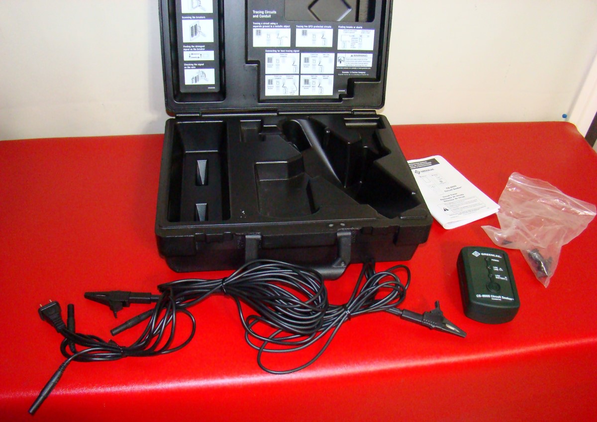 Greenlee CS8000 Circuit Seeker Tracer Finder Transmitter Missing