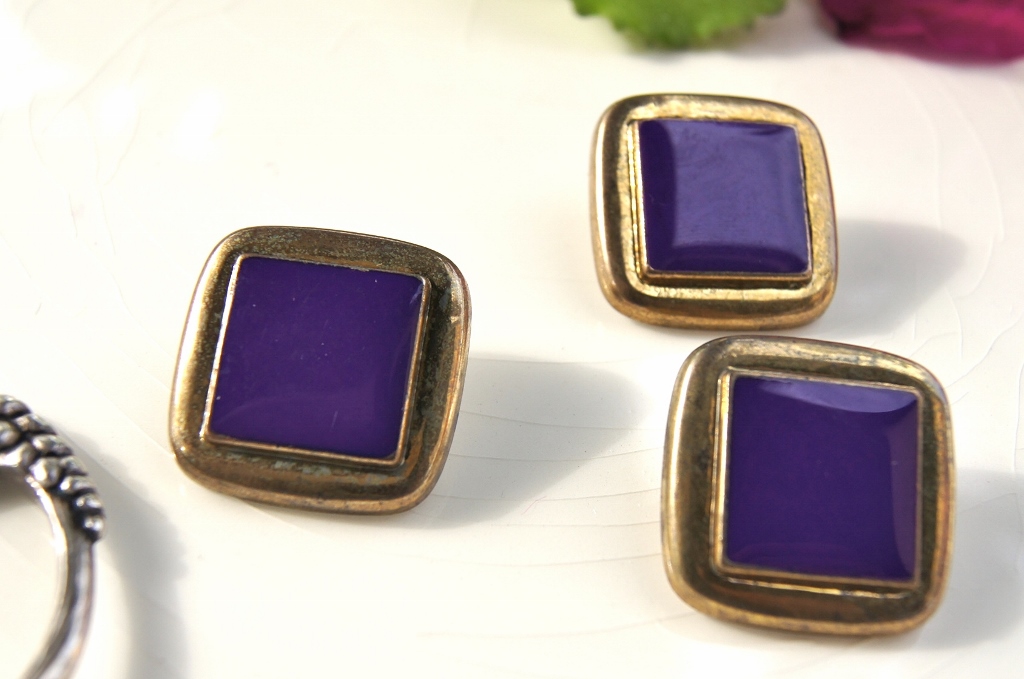 Vintage Gold Plastic Shank Purple Square Buttons