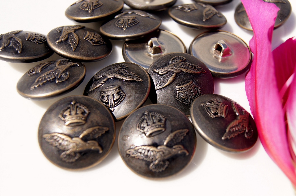 Vintage Embossed Eagle Shank Metal Buttons