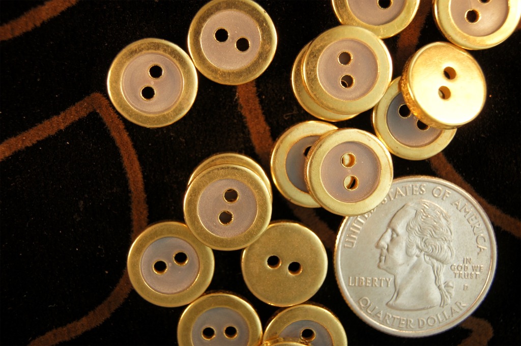 2 Hole Metallic Gold Rim Fashion Buttons