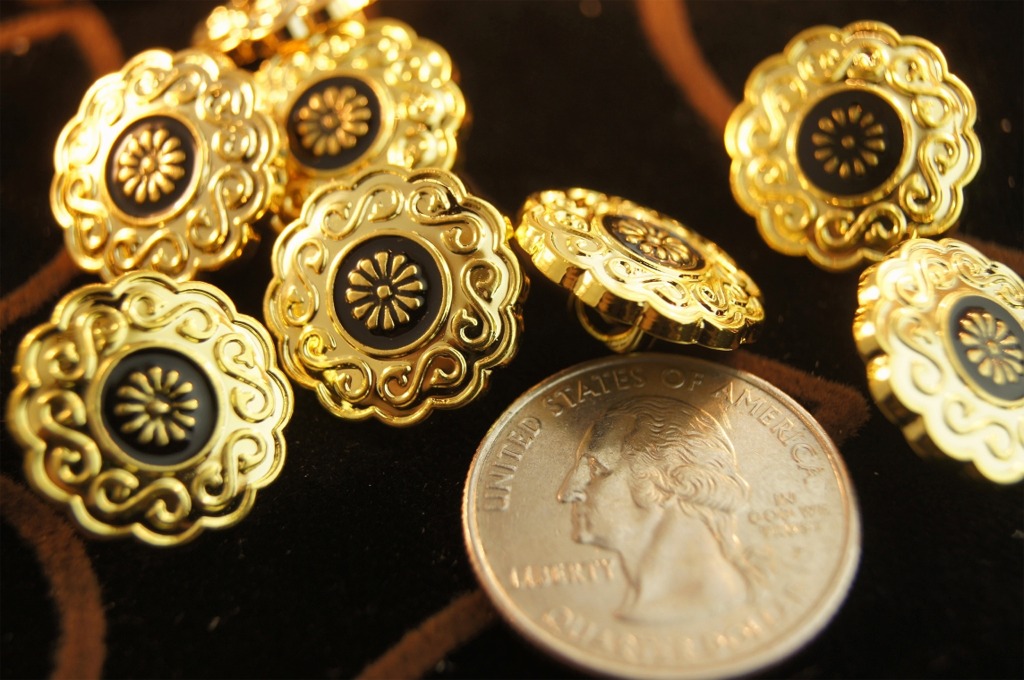 Gold Flower Shank Buttons