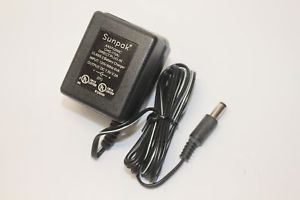 Sunpak AX07V200C CHG-17A Direct Plug-In Battery Charger DC 7.5V 0.2A Adapter