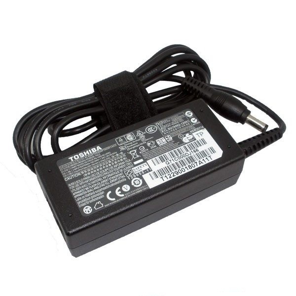 PA2450U Toshiba OEM AC adapter kit with power cord